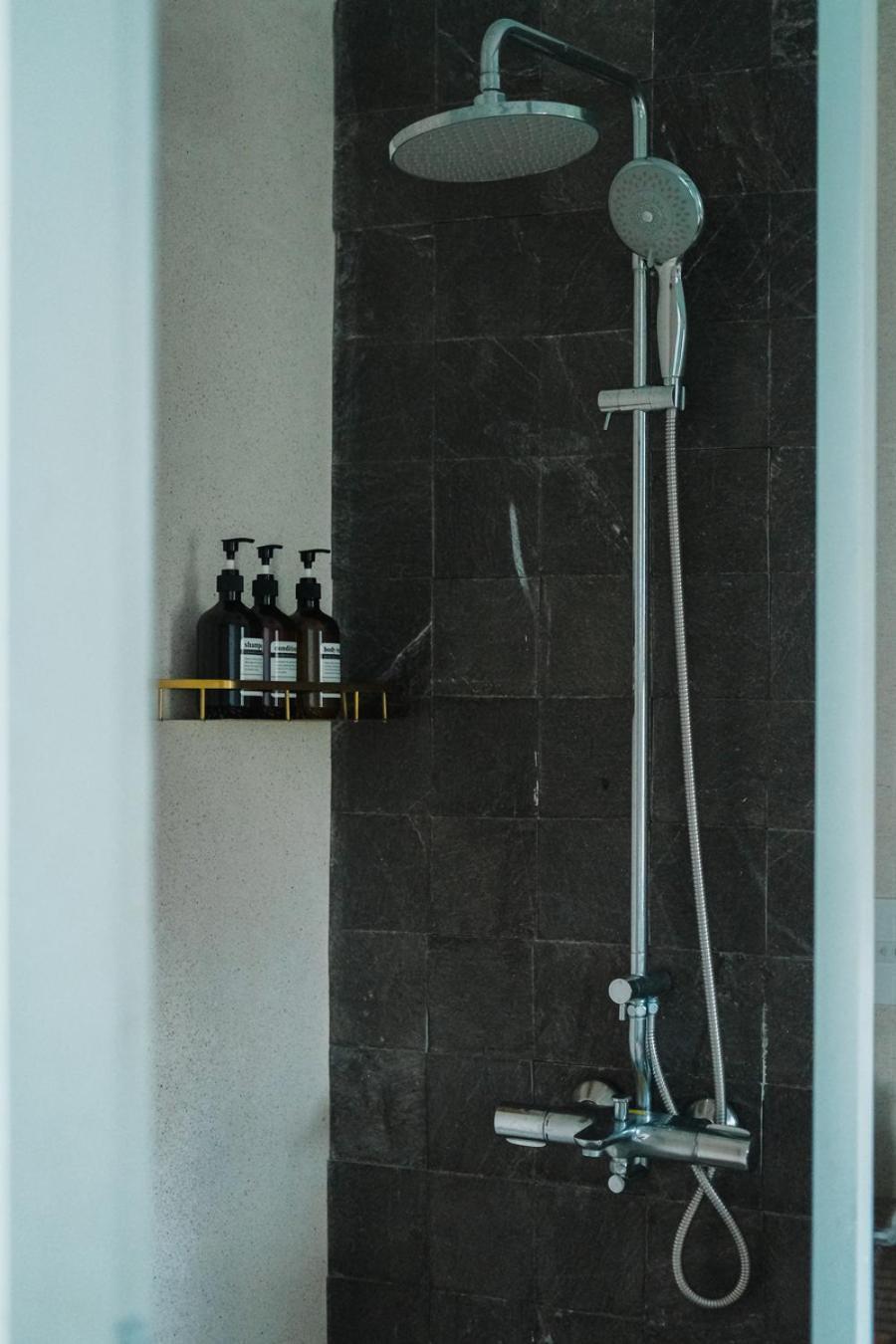 Homeday Retreats Tan Thanh Esterno foto