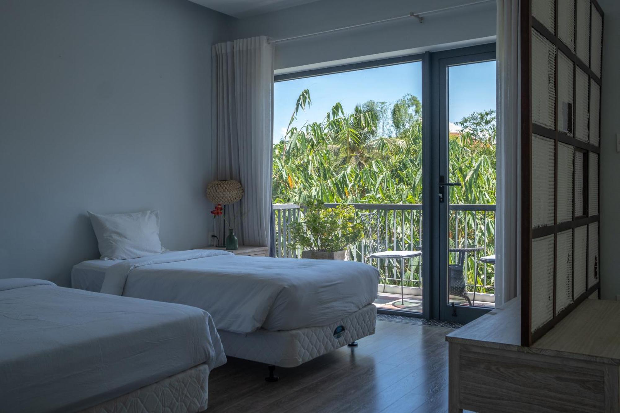 Homeday Retreats Tan Thanh Esterno foto